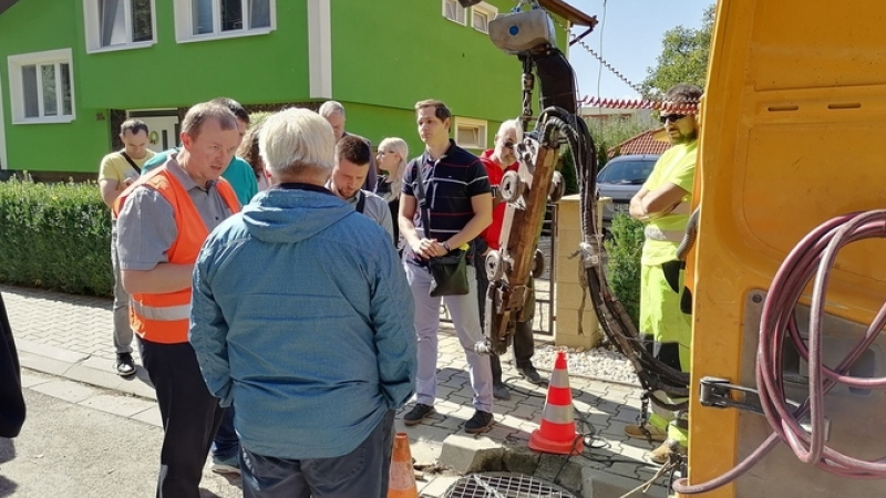 Bezvýkopové technológie / Predvádzacia akcia bezvýkopovej opravy